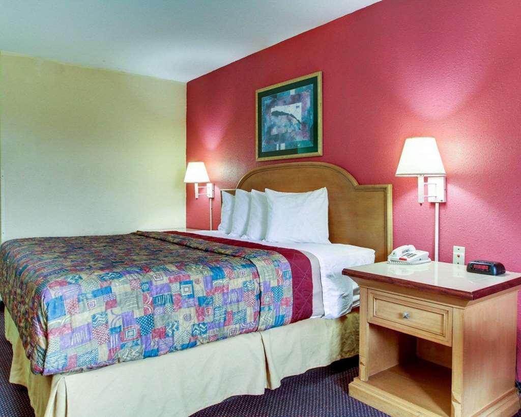 Rodeway Inn Laurel Room photo