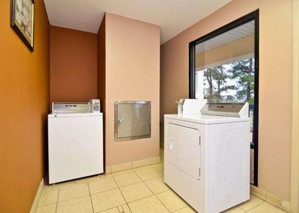 Rodeway Inn Laurel Amenities photo