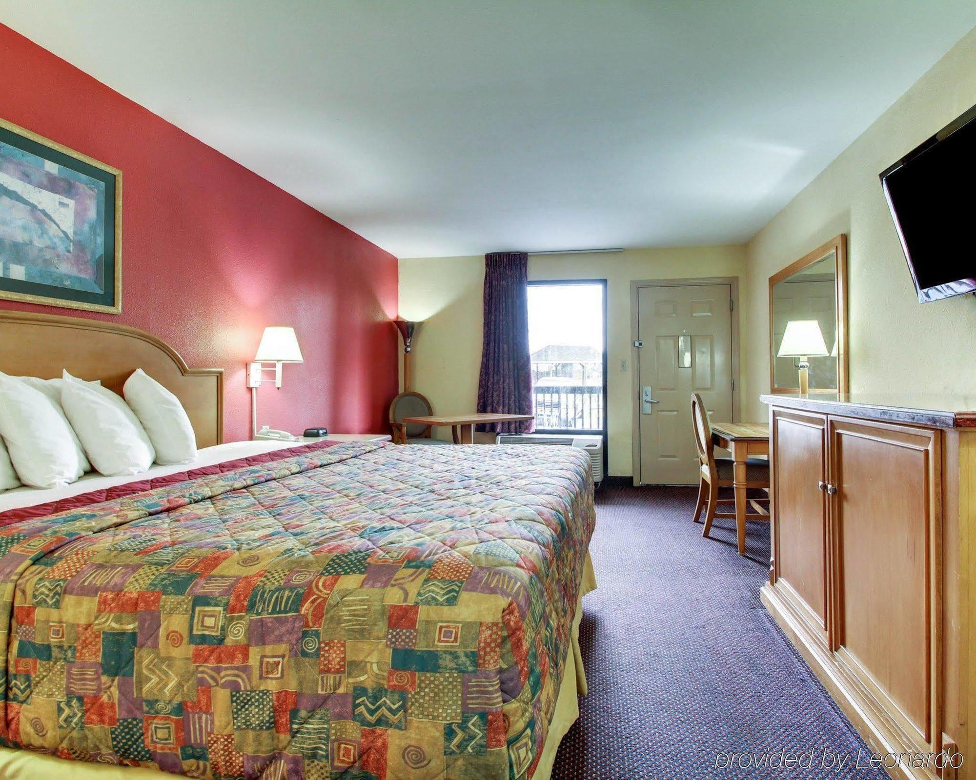 Rodeway Inn Laurel Exterior photo